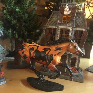 RARE/MINT Breyer Retired Limited Edition Halloween Horse Series: 2005 “Phantasma